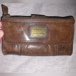 Fossil Vintage Brown Leather Wallet